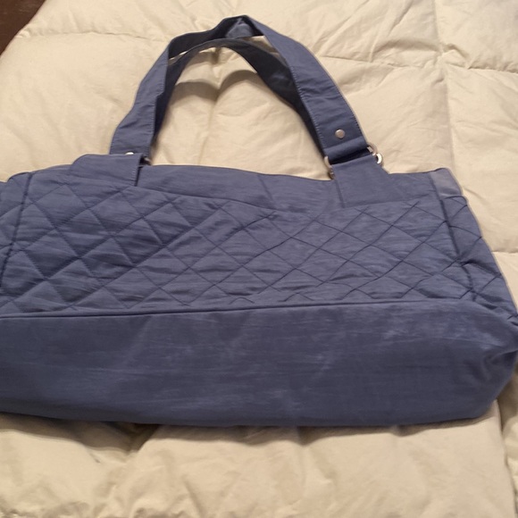 Baggallini blue quilted shoulder bag purse - Picture 3 of 8